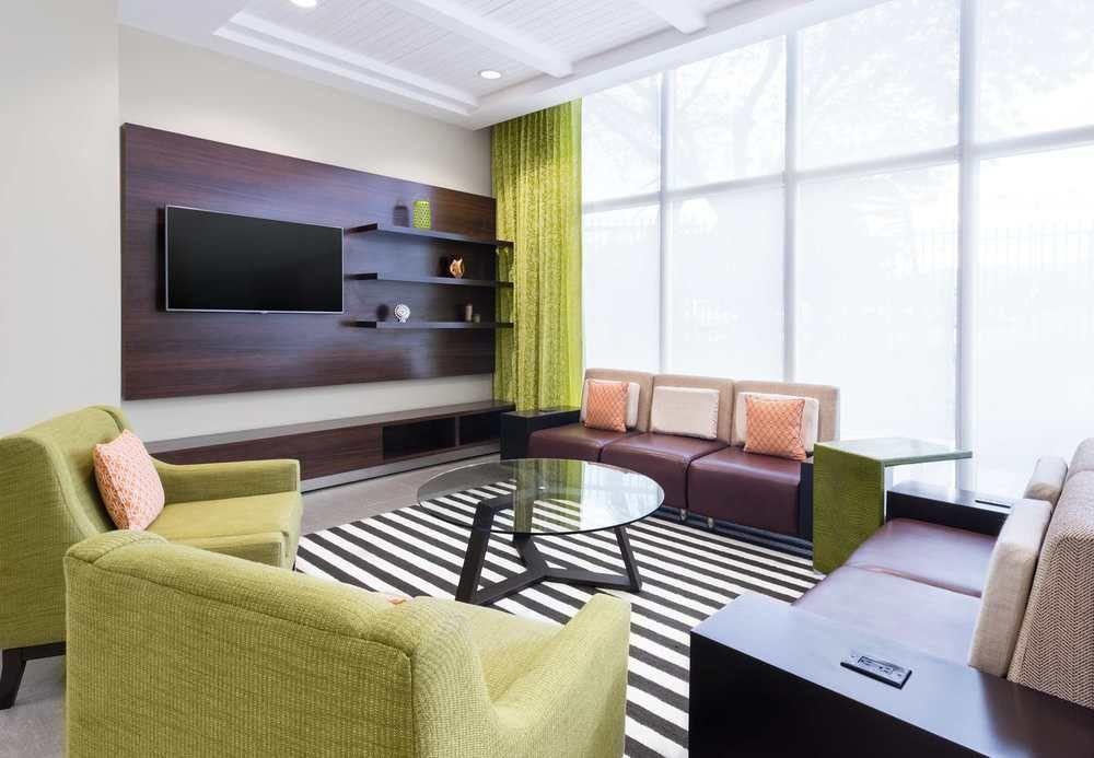 Courtyard By Marriott Kingston, Jamaica Hotell Exteriör bild